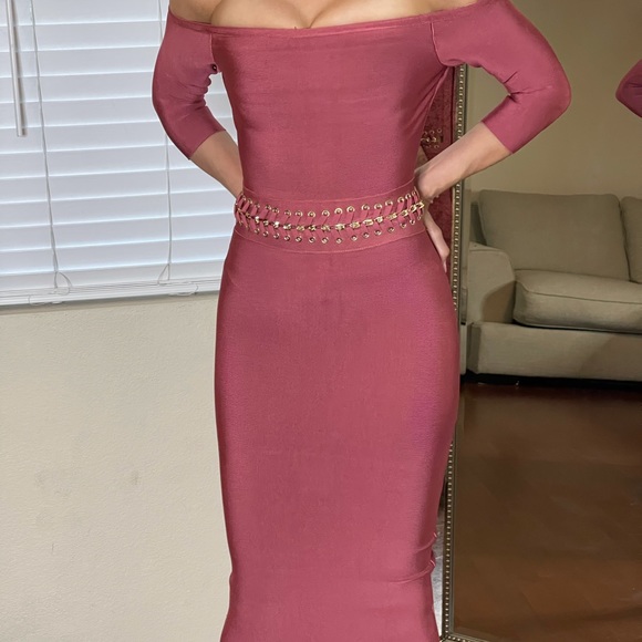 Beautiful bandage pink dress - Picture 5 of 5